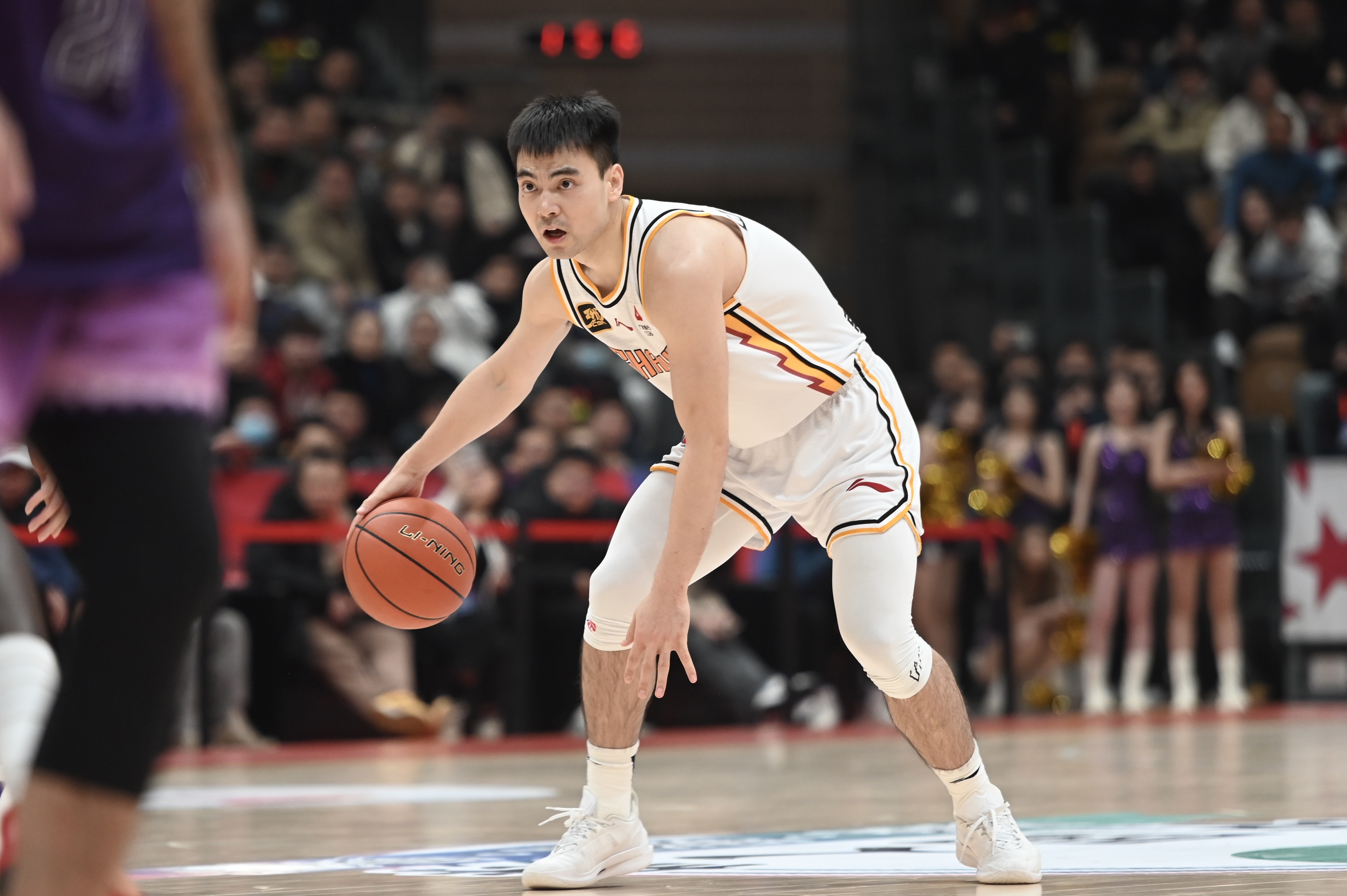山西双外援前三节火力全开 贾明儒状态回暖值得期待